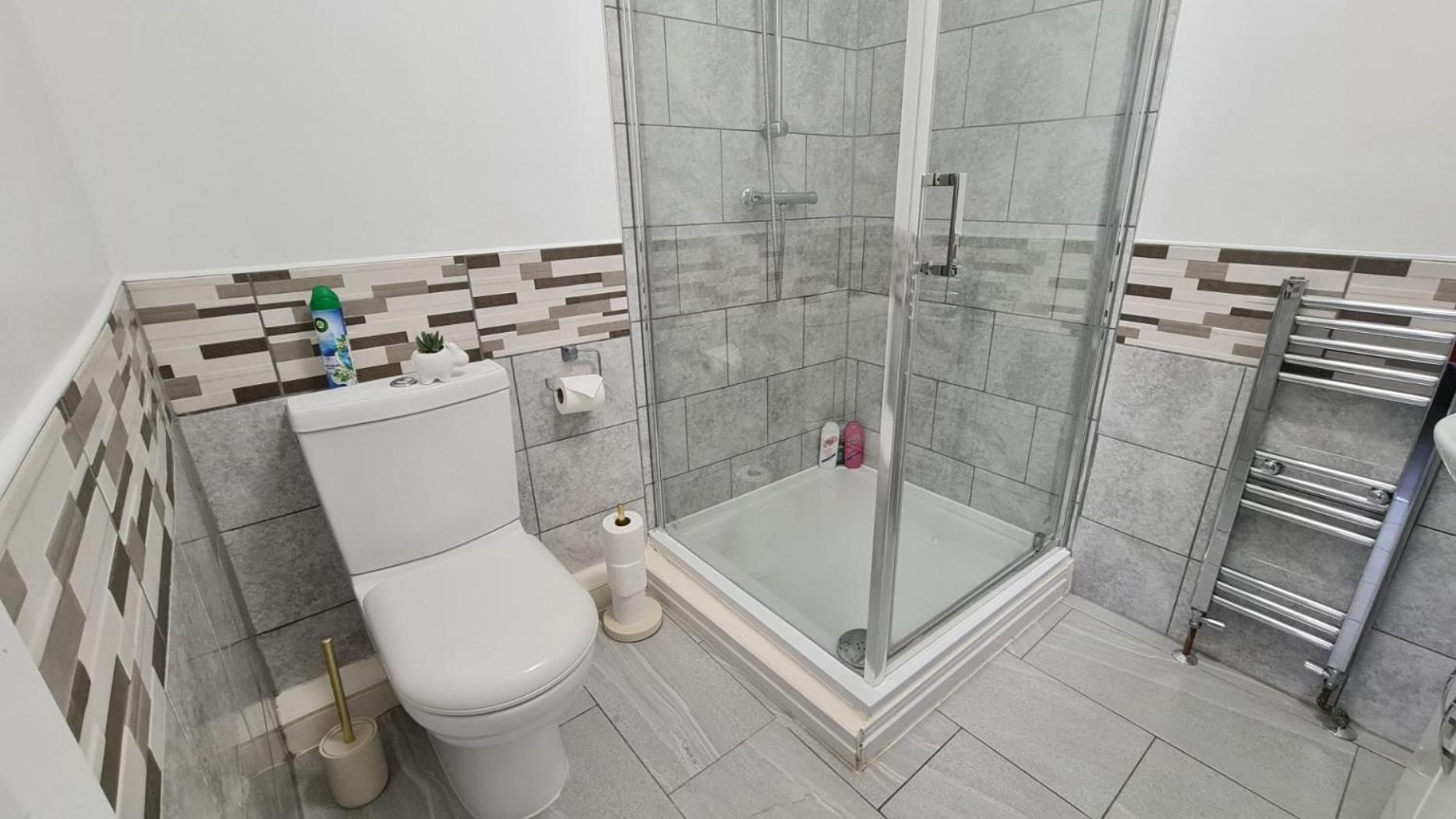 Cosy Studio With Kitchenette And Private Bathroom - 15Mins To Central London! Londres Exterior foto