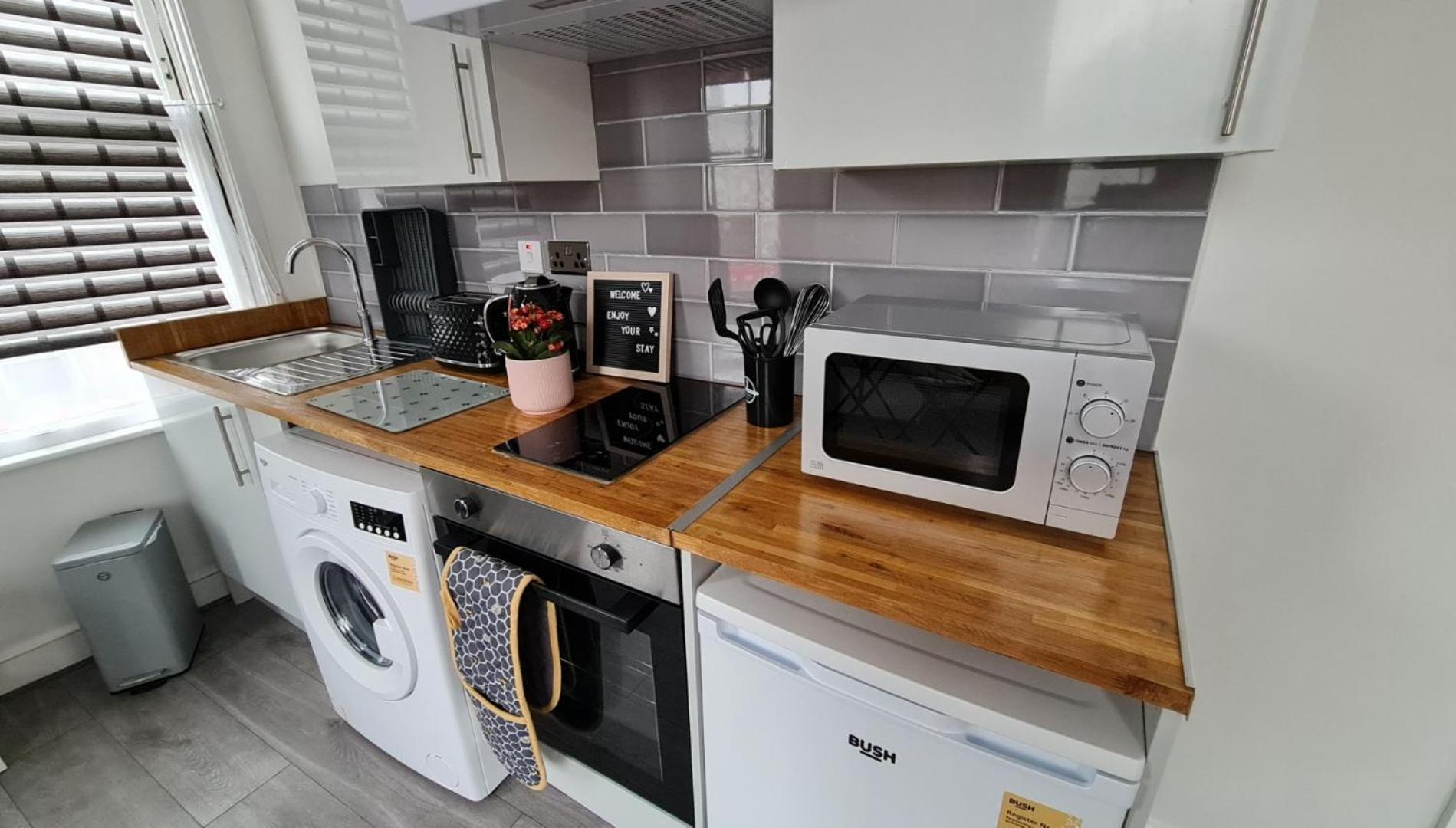 Cosy Studio With Kitchenette And Private Bathroom - 15Mins To Central London! Londres Exterior foto