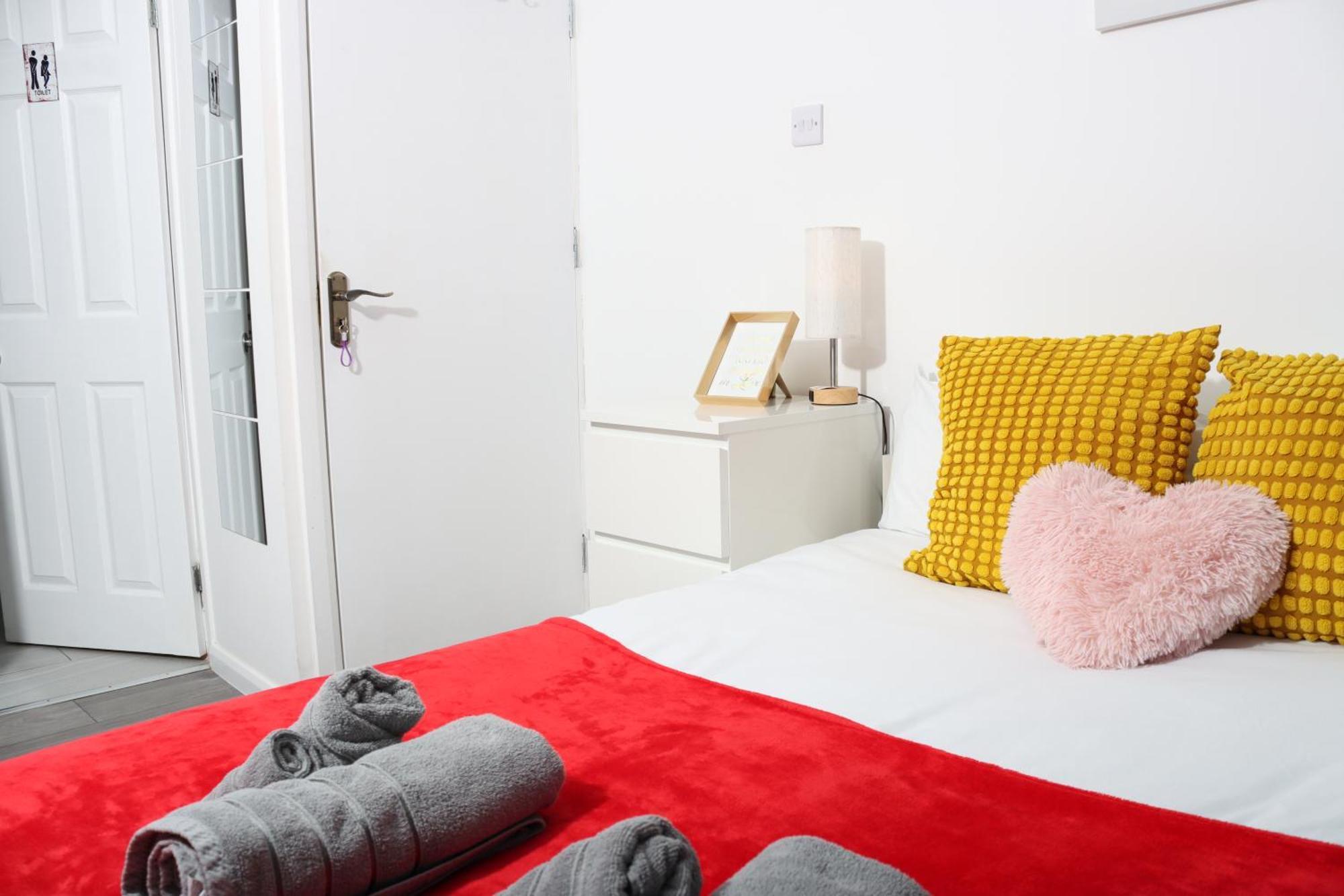 Cosy Studio With Kitchenette And Private Bathroom - 15Mins To Central London! Londres Exterior foto