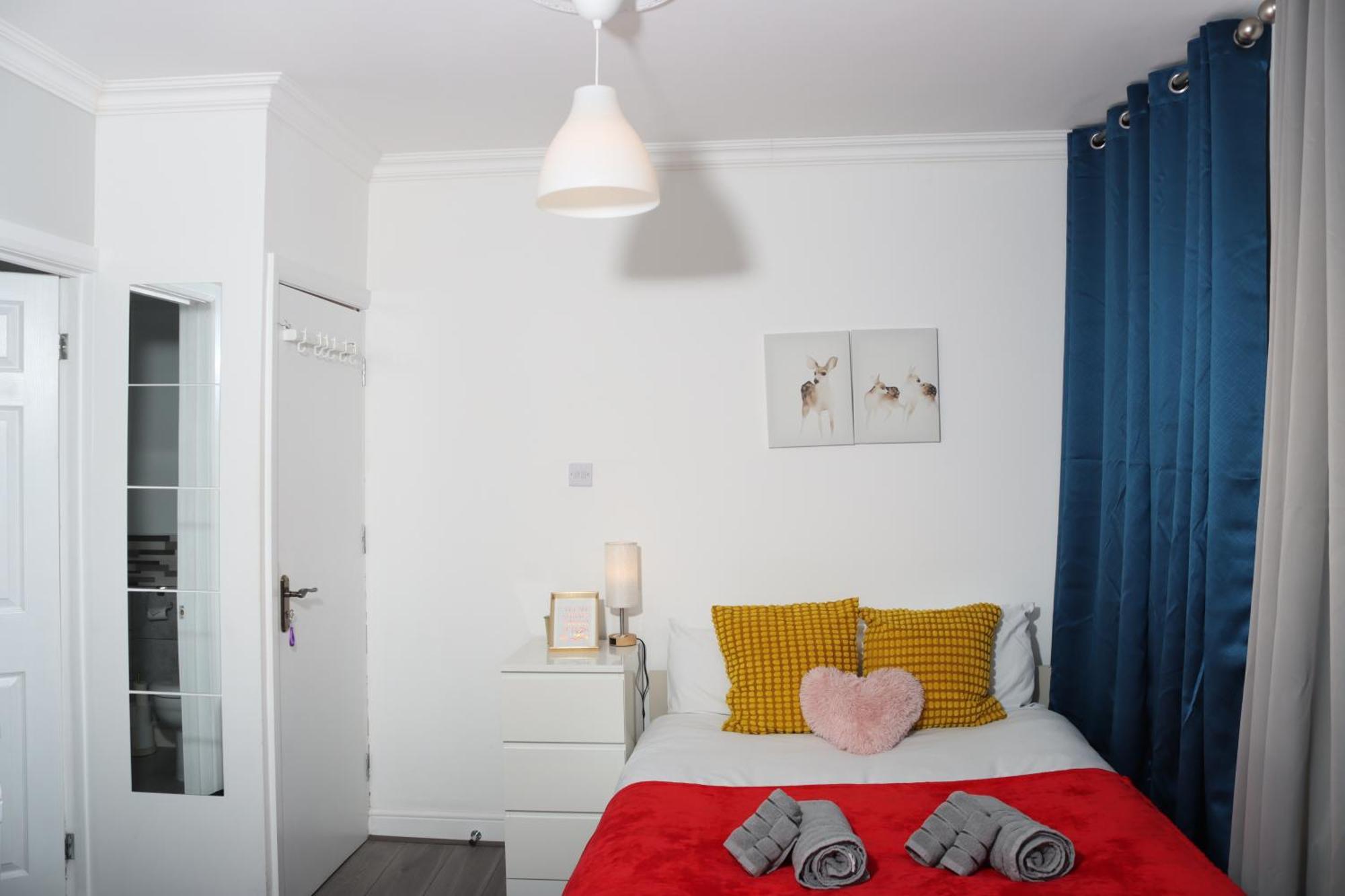 Cosy Studio With Kitchenette And Private Bathroom - 15Mins To Central London! Londres Exterior foto