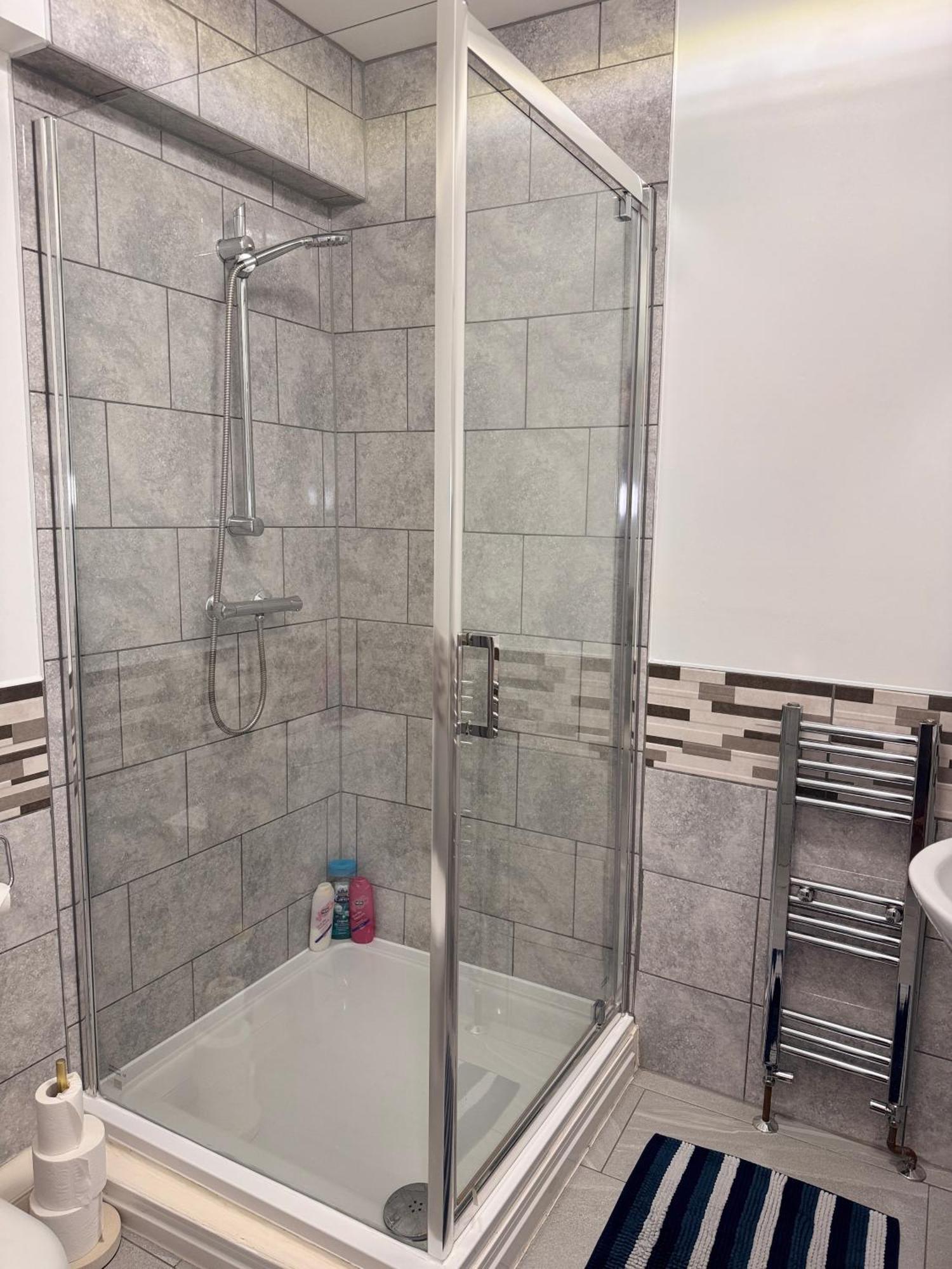 Cosy Studio With Kitchenette And Private Bathroom - 15Mins To Central London! Londres Exterior foto