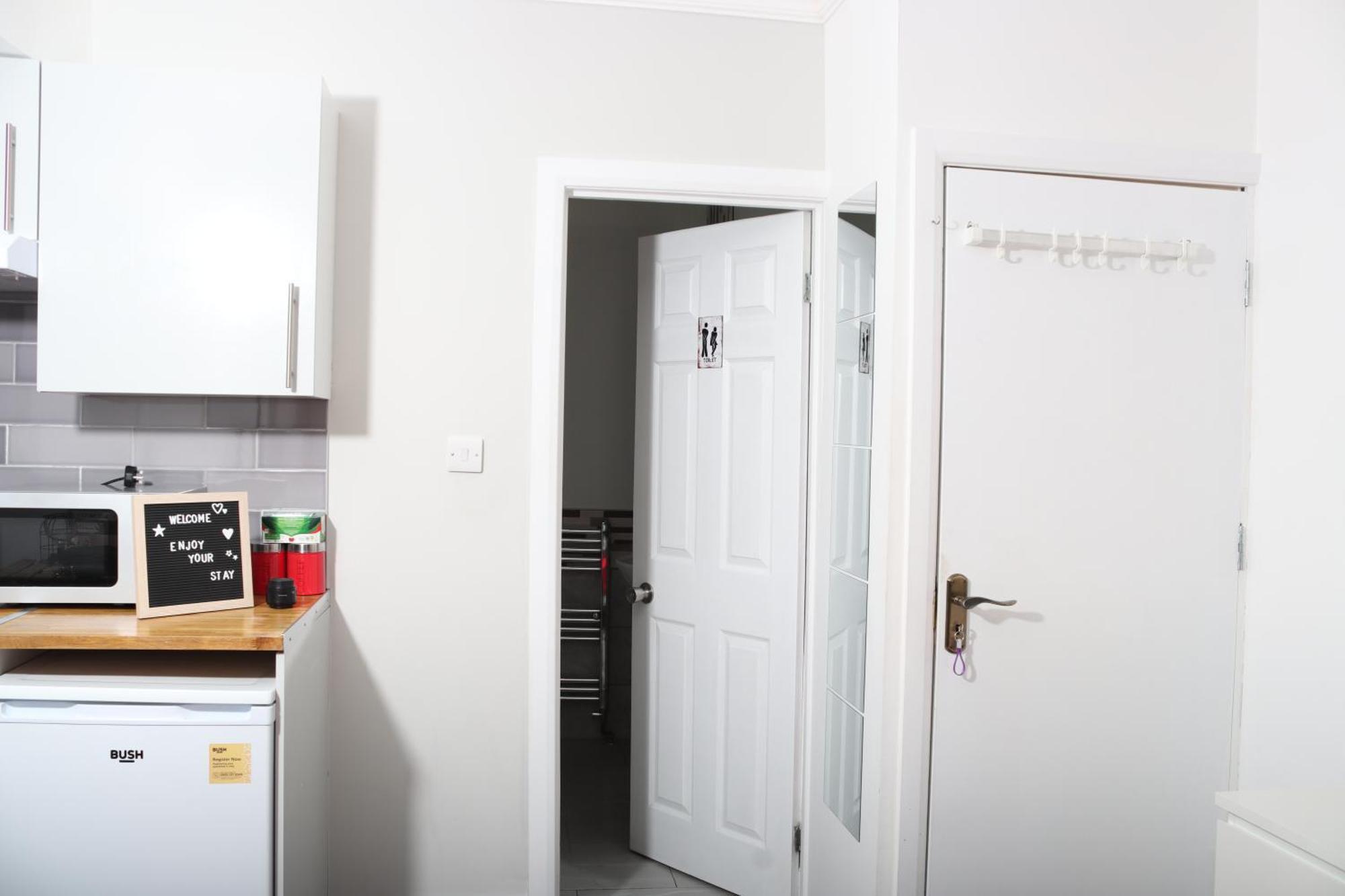 Cosy Studio With Kitchenette And Private Bathroom - 15Mins To Central London! Londres Exterior foto